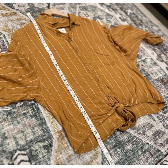 American Eagle Button Down Tie Front Top - Picture 10 of 10